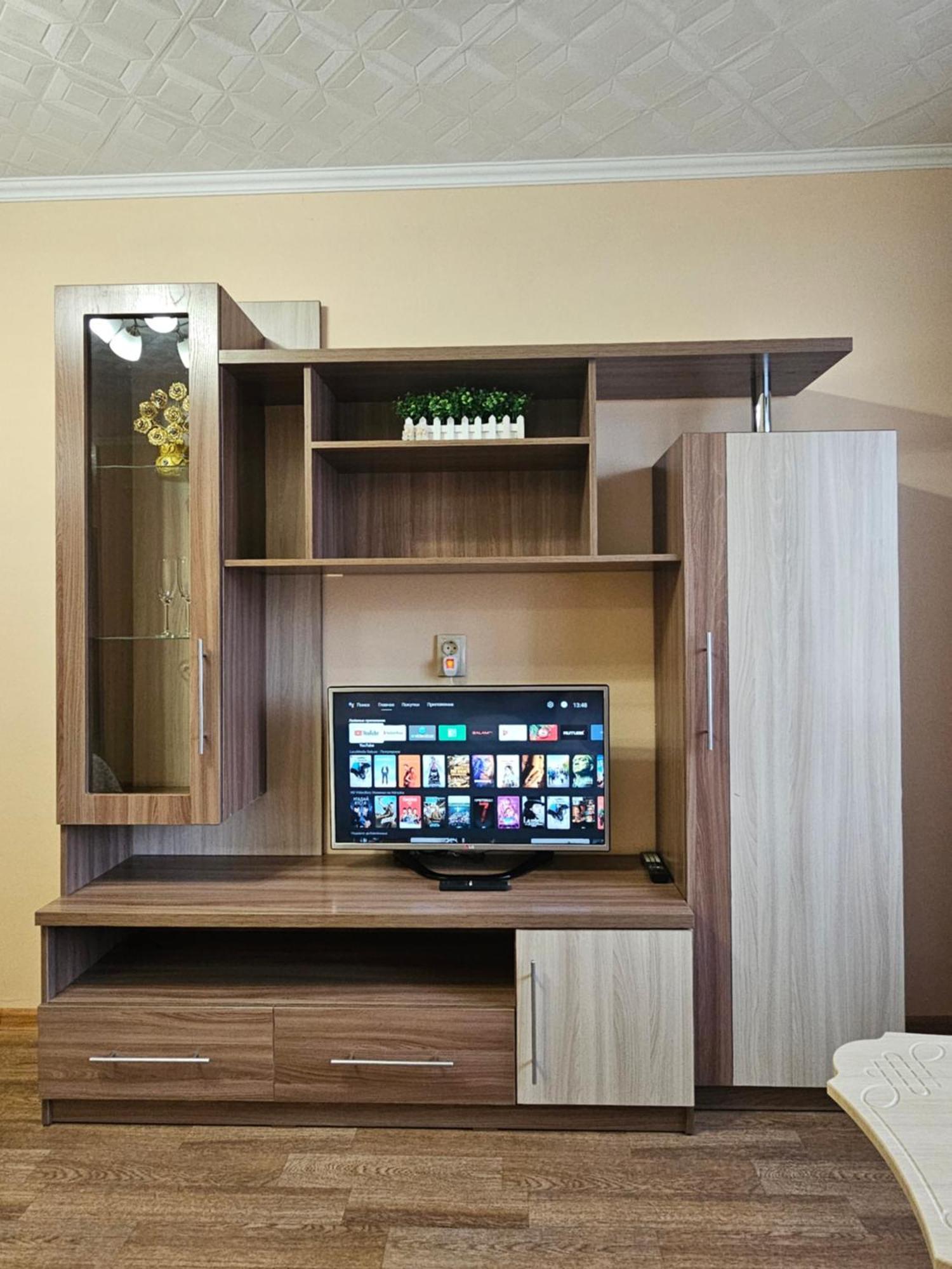 Lux Apartment On Potanina 19 Uszty-Kamenogorszk Kültér fotó